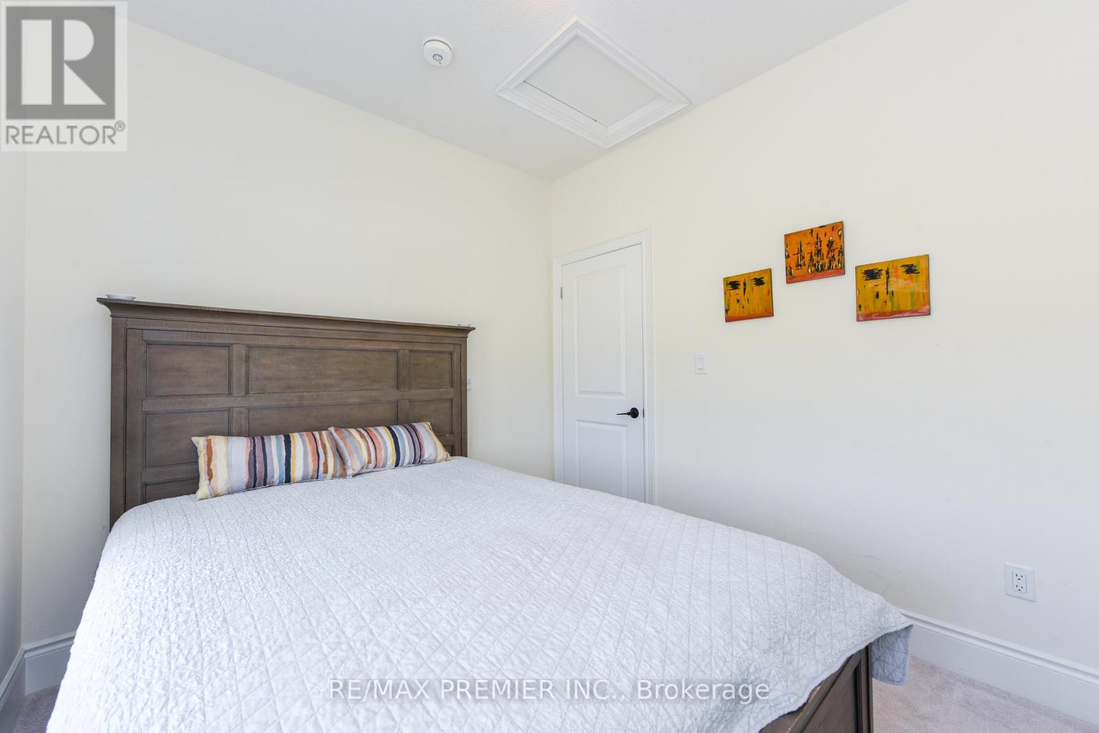 215 HAYRAKE STREET - 36