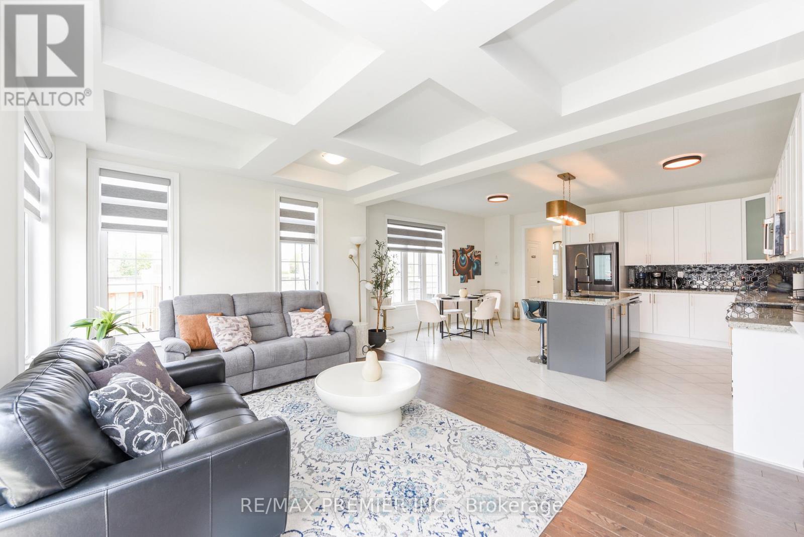 215 HAYRAKE STREET - 9