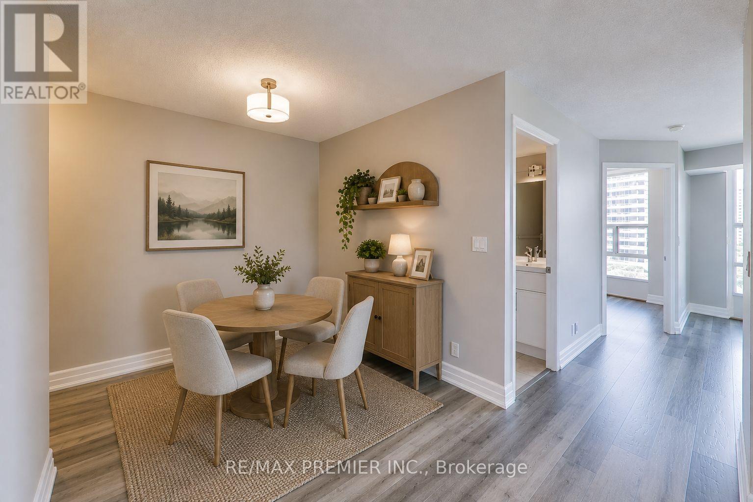 #612 33 ELM DRIVE W - 15