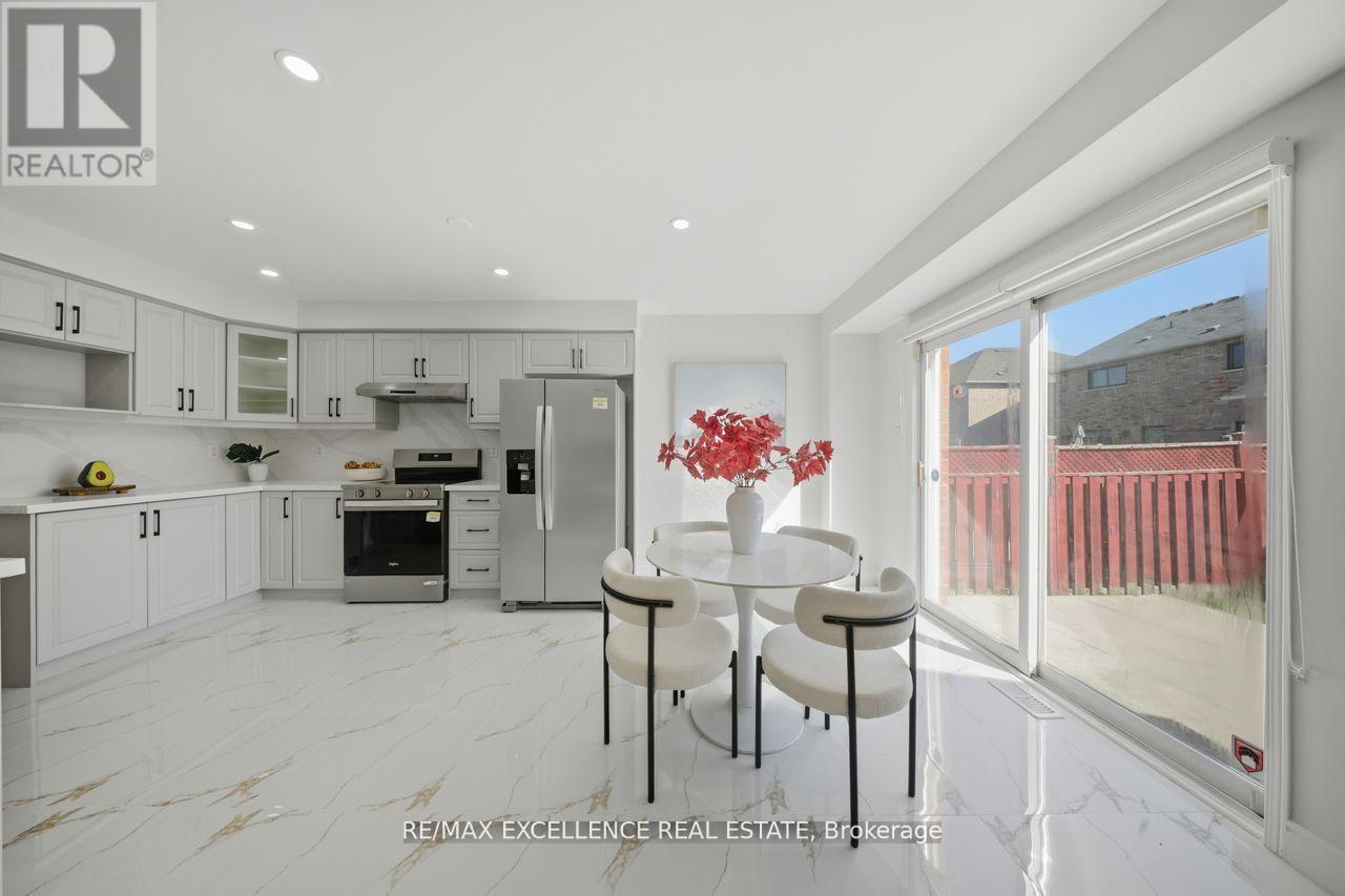 41 BRENTCLIFF DRIVE - 12