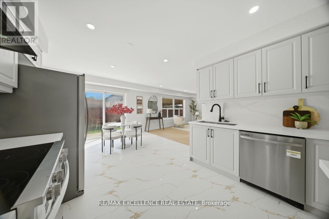 41 BRENTCLIFF DRIVE - 16