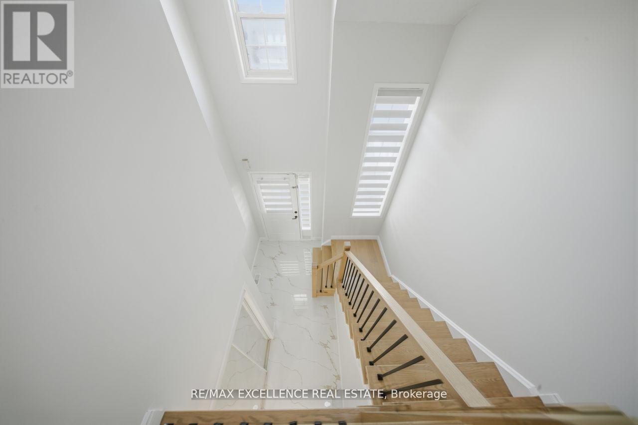 41 BRENTCLIFF DRIVE - 27