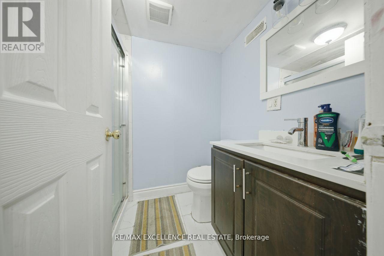 41 BRENTCLIFF DRIVE - 32