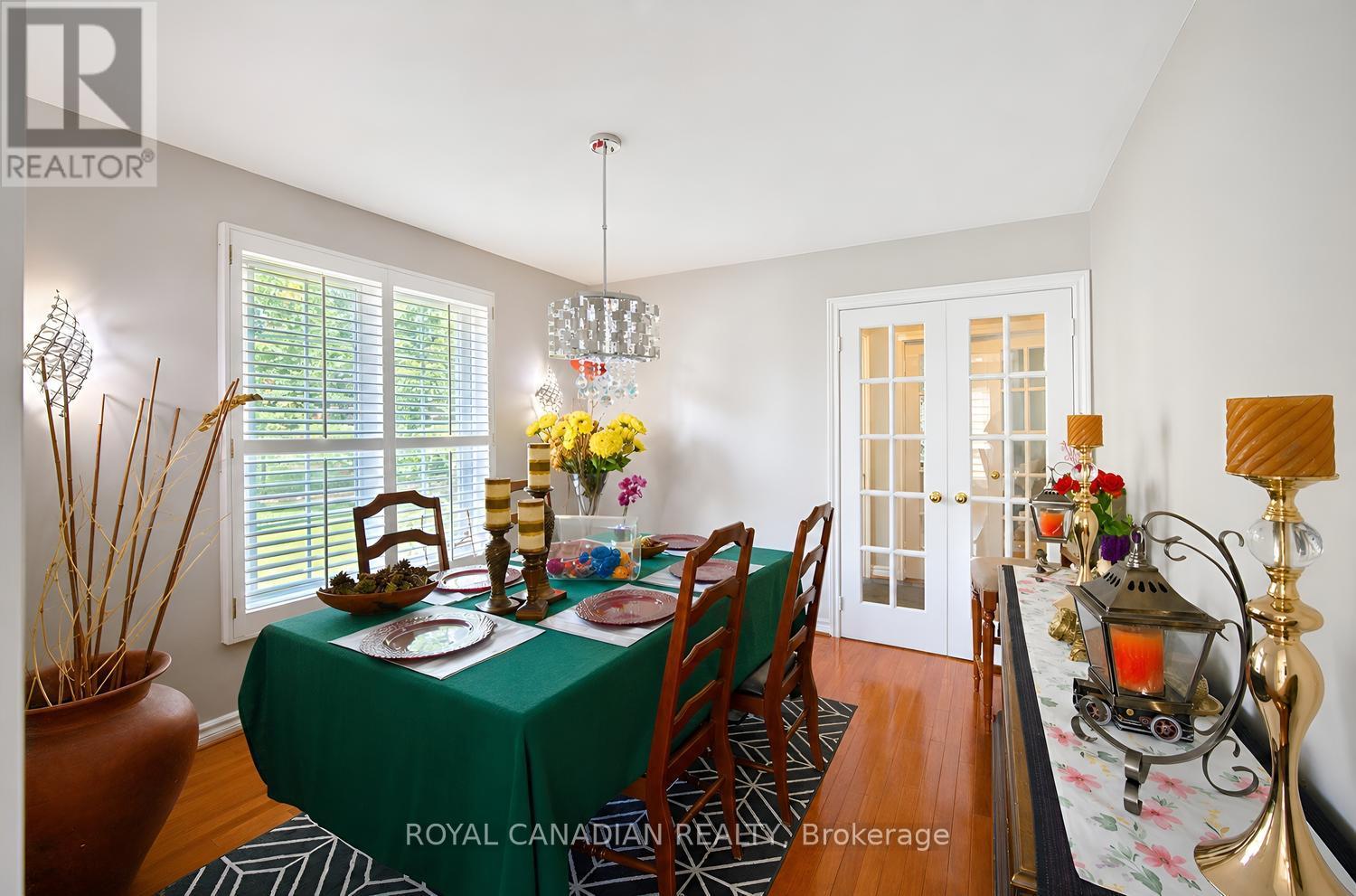 63 HEATHCLIFFE SQUARE - 14