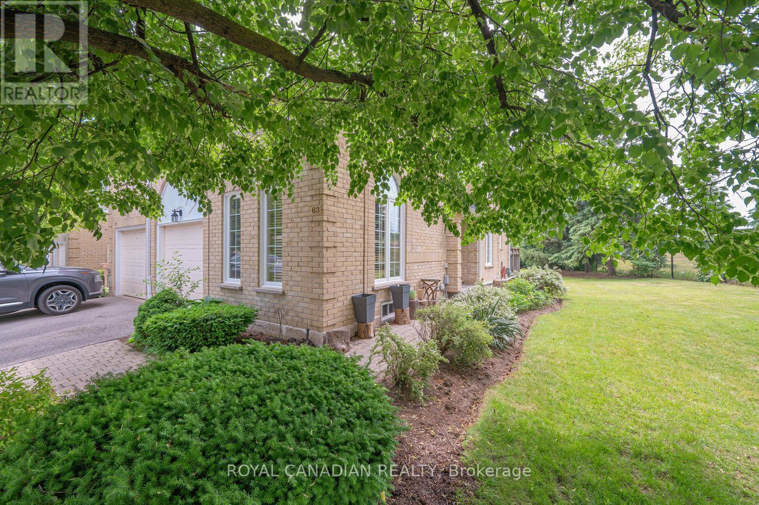 63 HEATHCLIFFE SQUARE - 6