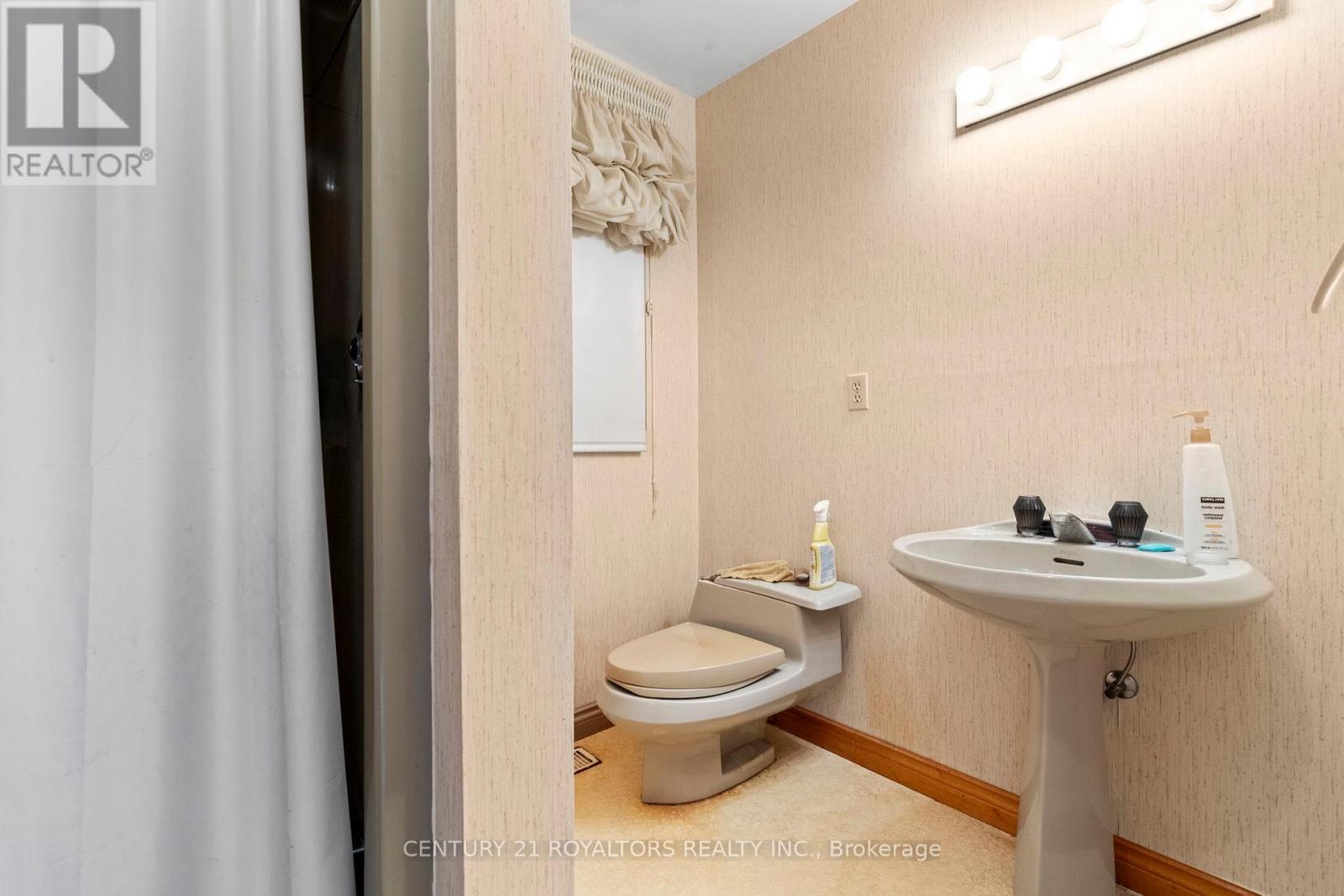 17940 AIRPORT ROAD - 19