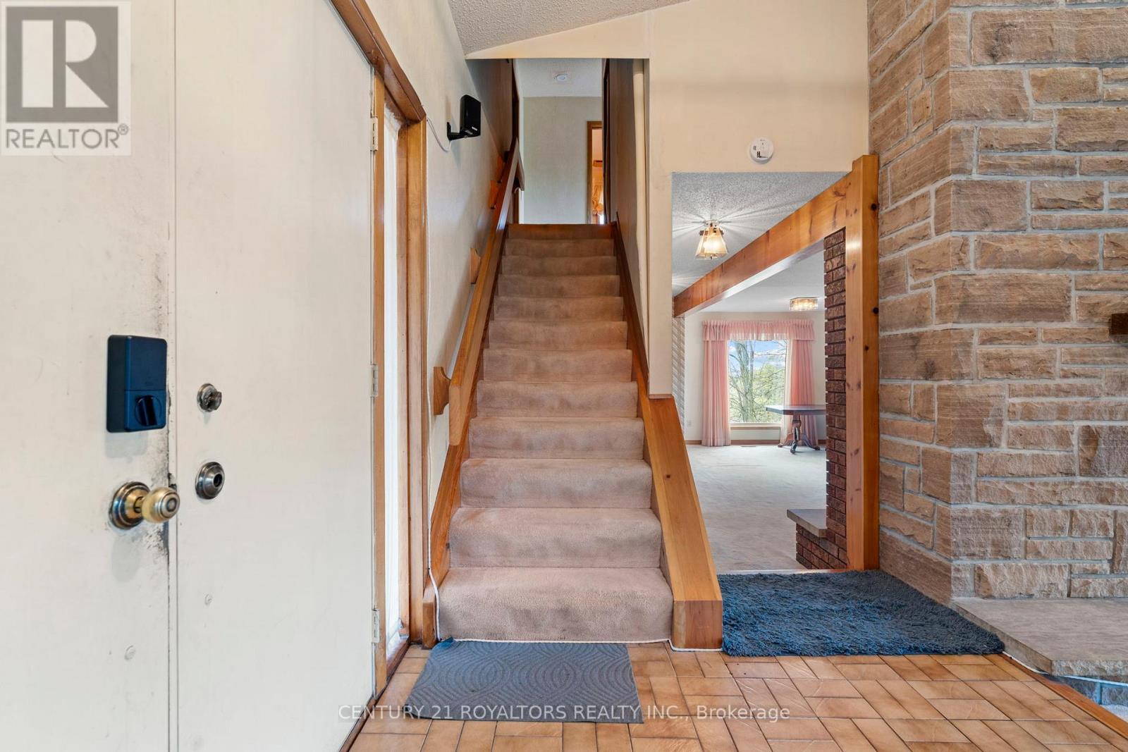 17940 AIRPORT ROAD - 7