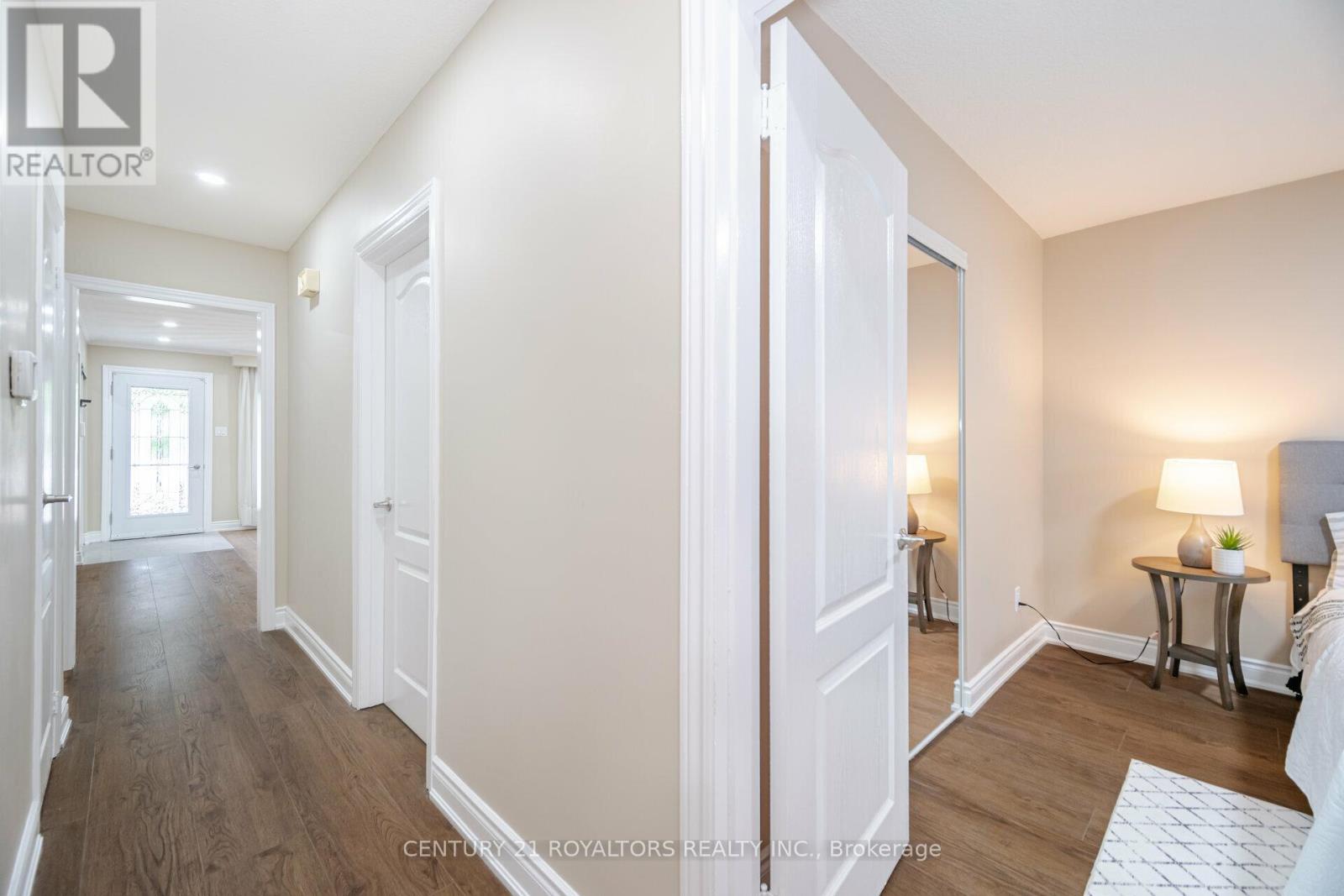 21 JERSEY AVENUE - 16