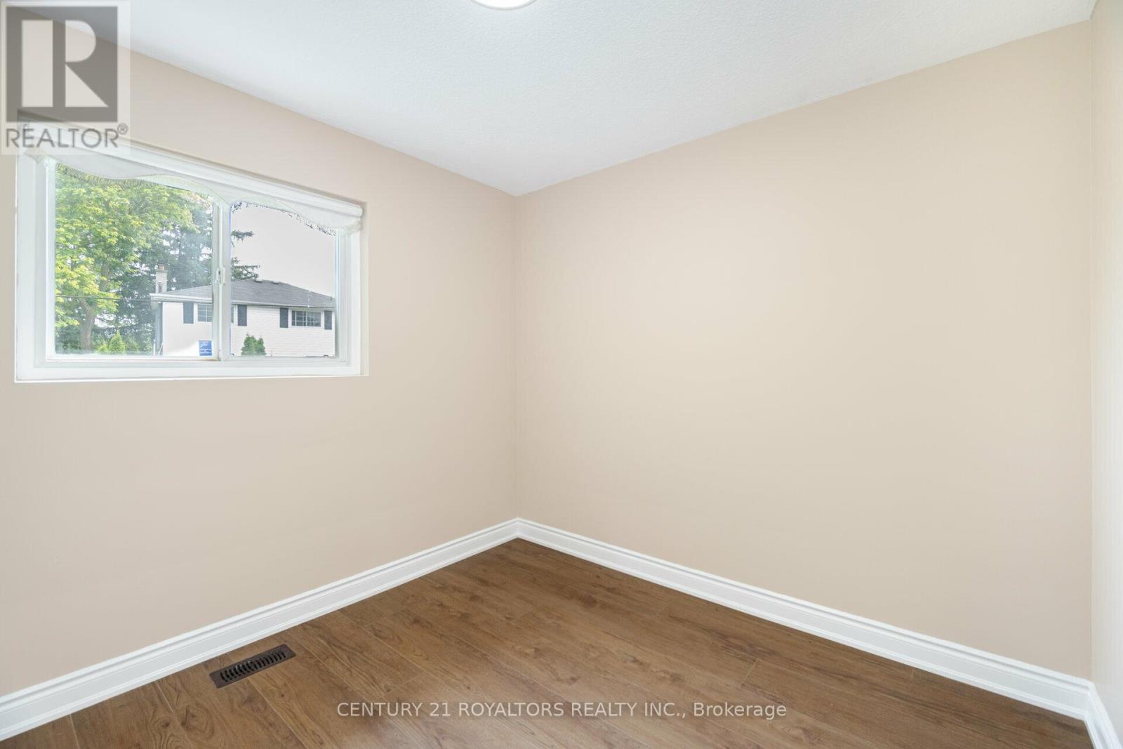 21 JERSEY AVENUE - 20