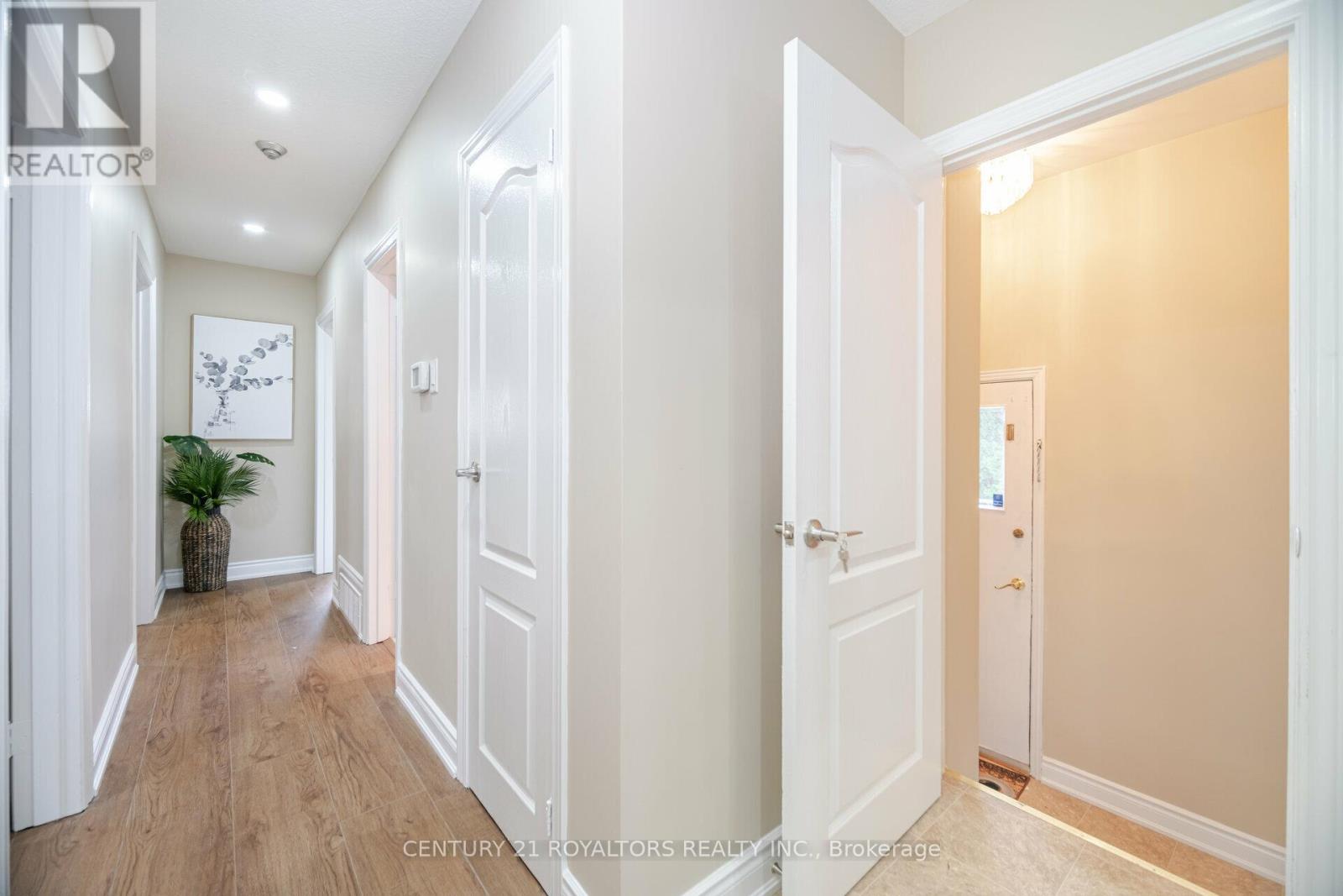 21 JERSEY AVENUE - 25