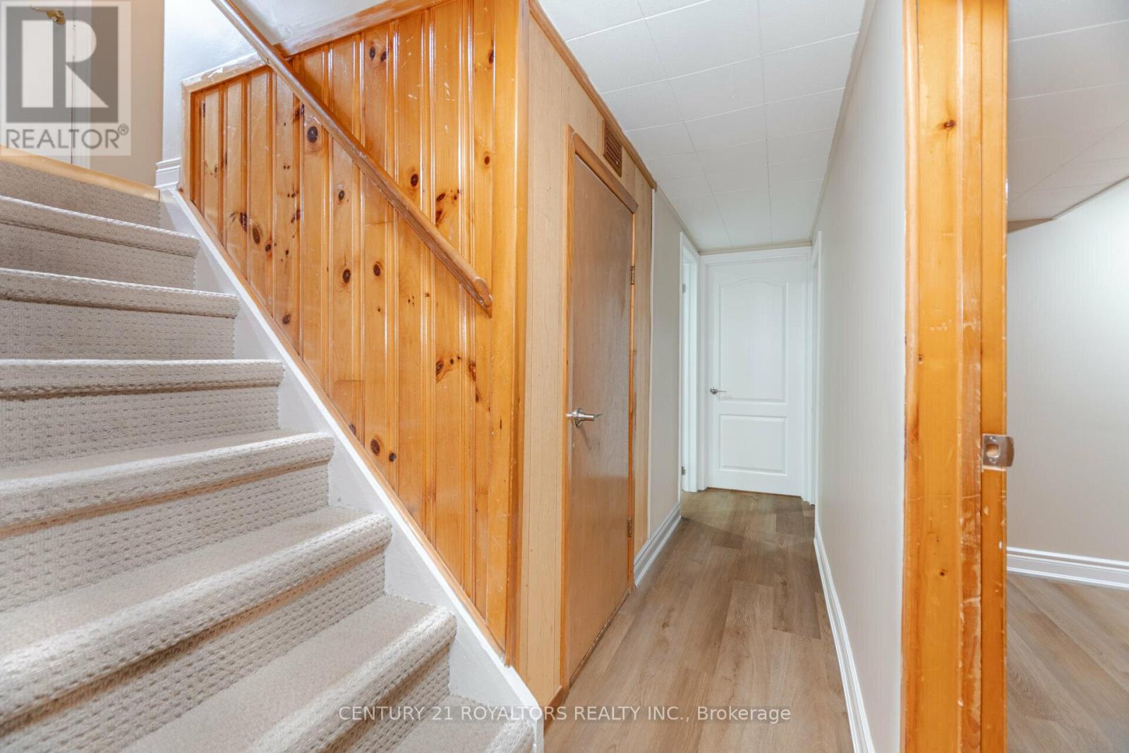 21 JERSEY AVENUE - 26