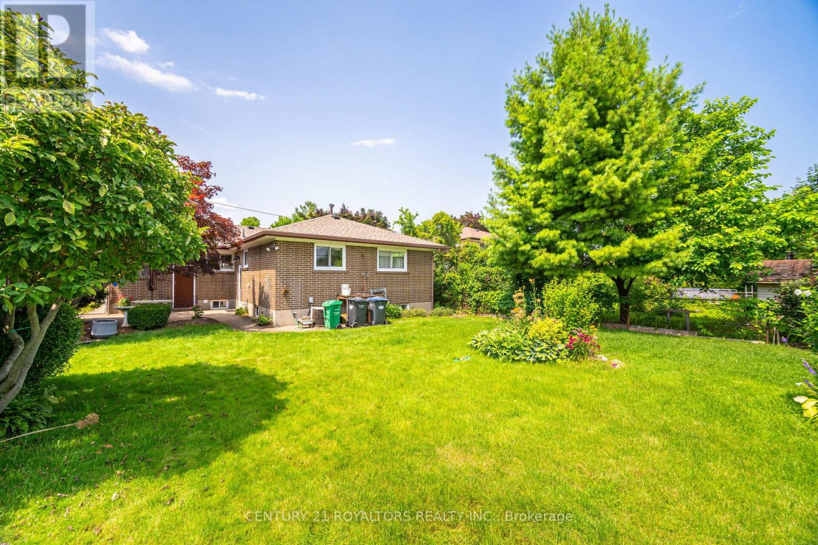 21 JERSEY AVENUE - 50