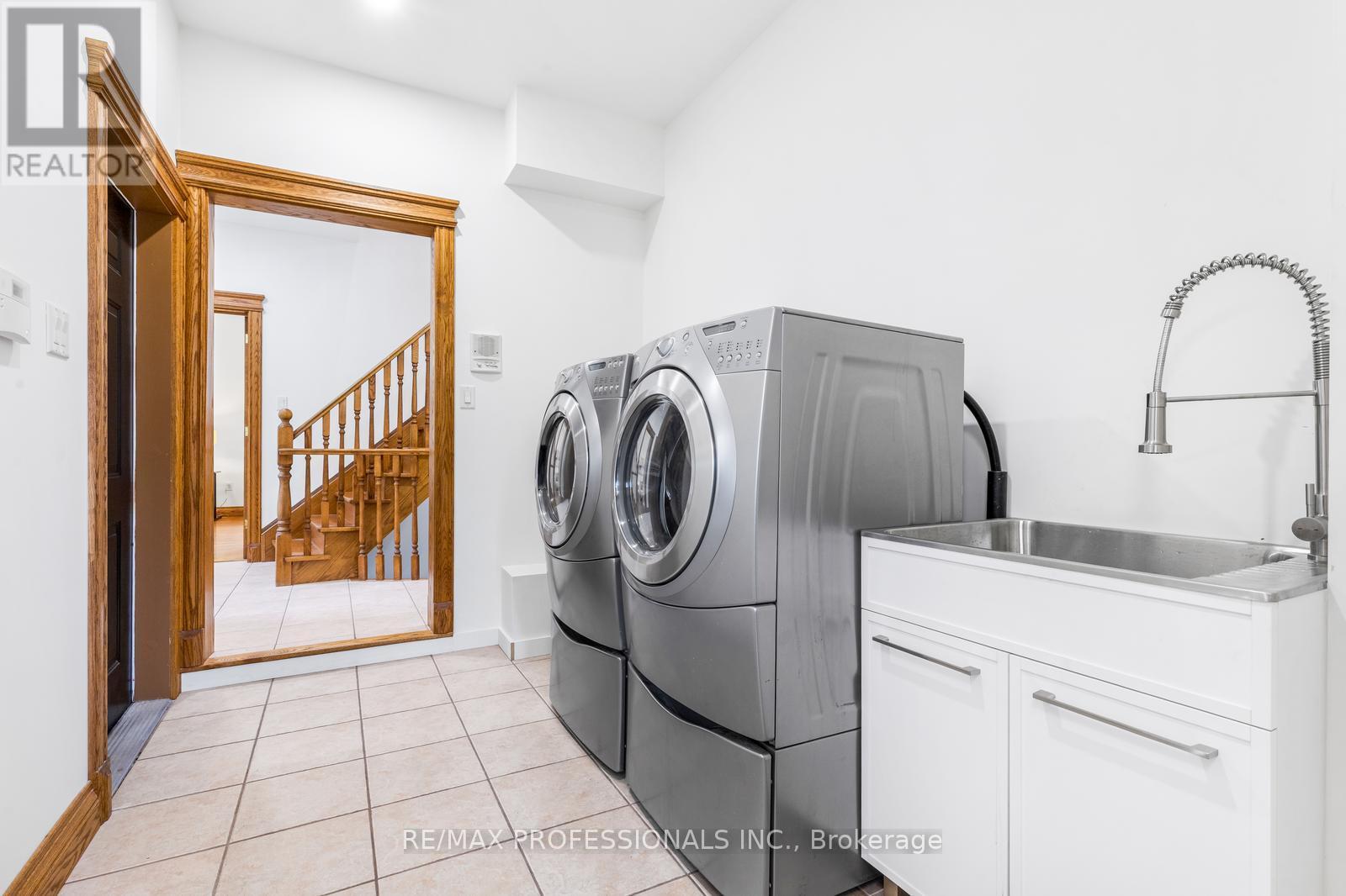 152 EVANS AVENUE - 14