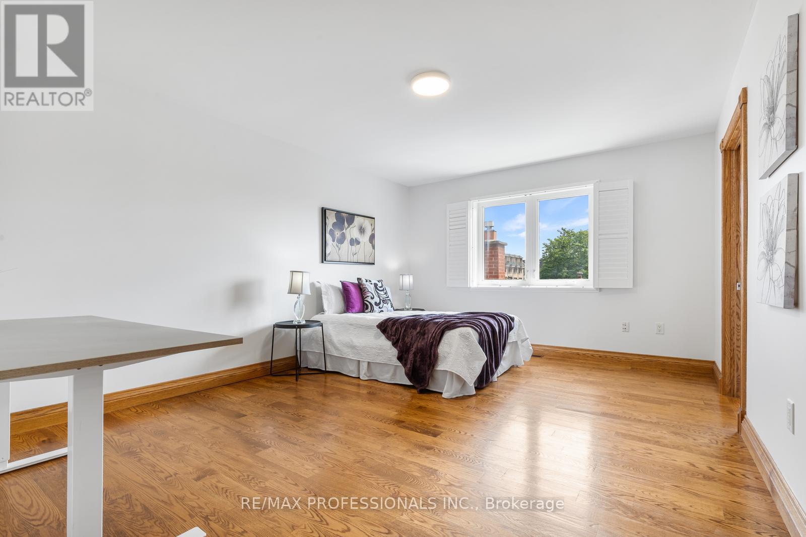 152 EVANS AVENUE - 22