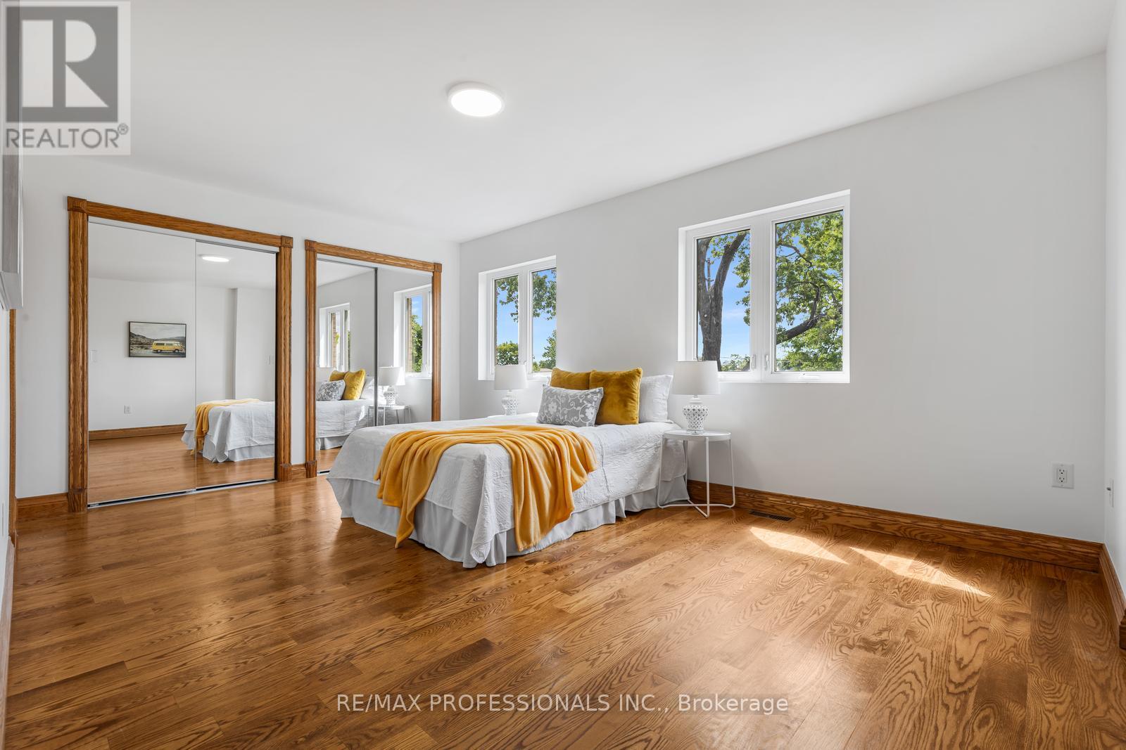 152 EVANS AVENUE - 25