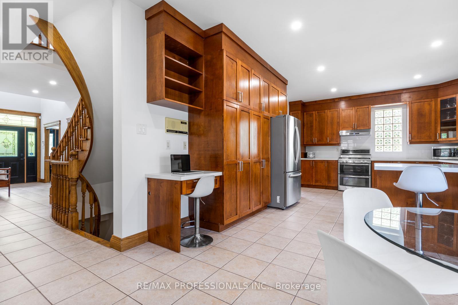 152 EVANS AVENUE - 9