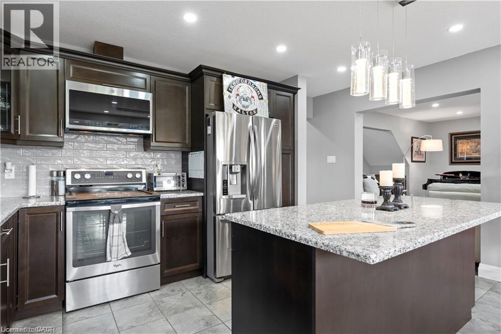 122 BRIDGE Crescent - 27