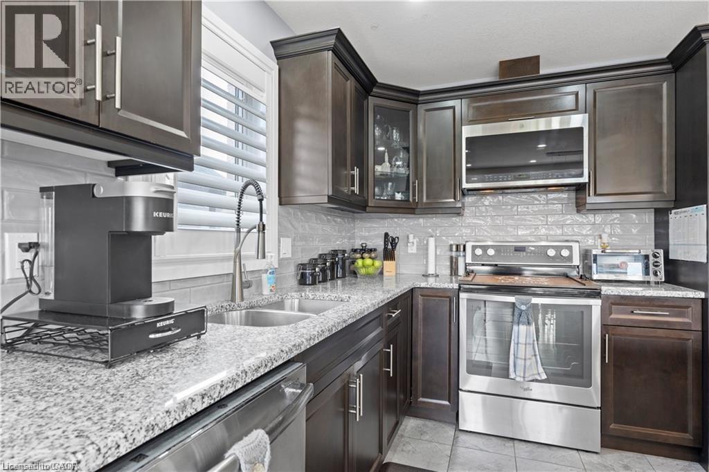 122 BRIDGE Crescent - 29