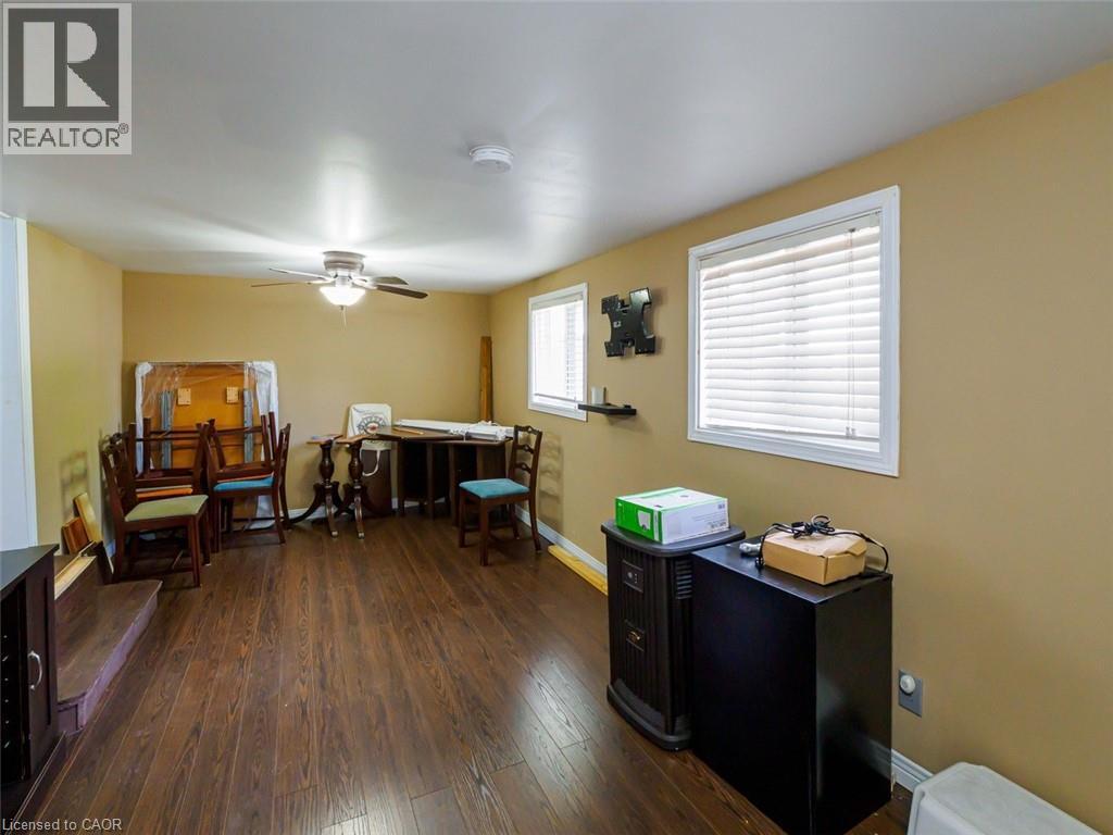 9 MARSHALL Lane - 16