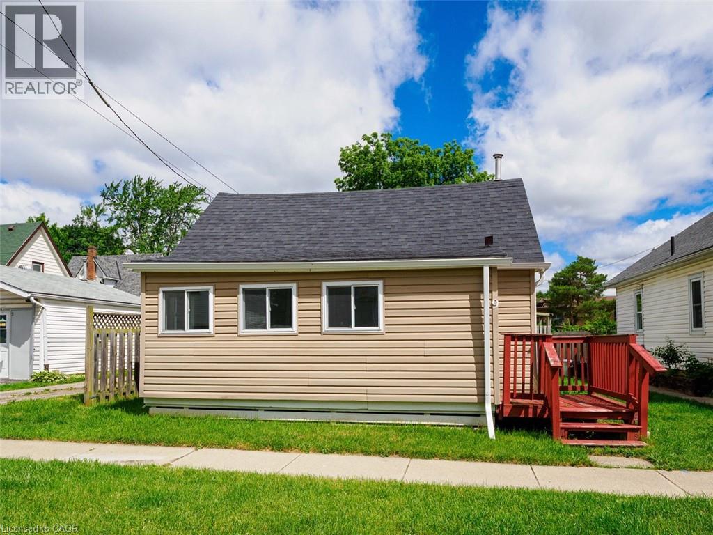 9 MARSHALL Lane - 22
