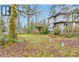 Lot N Burnside Rd W, Saanich, BC V8Z1N4 Photo 8