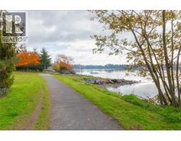 Lot N Burnside Rd W, Saanich, BC V8Z1N4 Photo 15