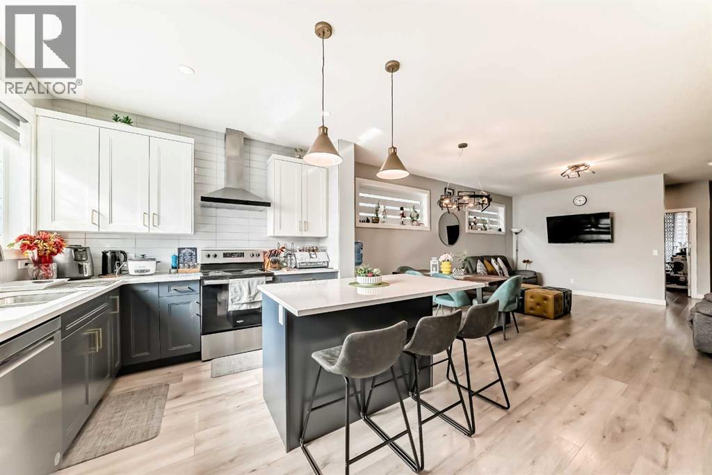 15053 37 Street SW - 9