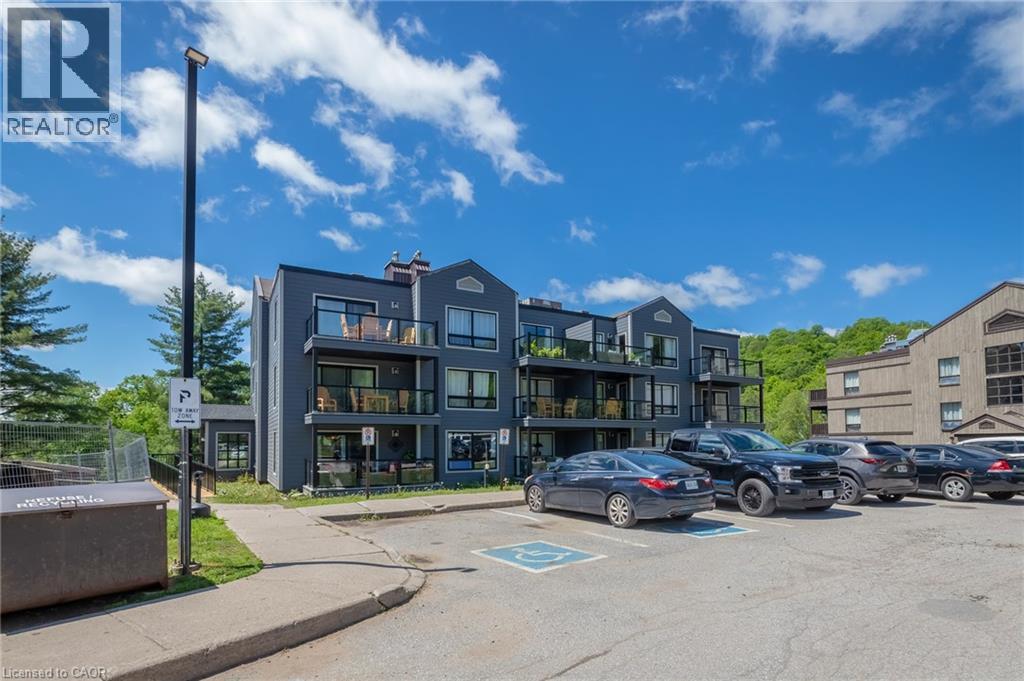 #305 1235 DEERHURST Drive - 2