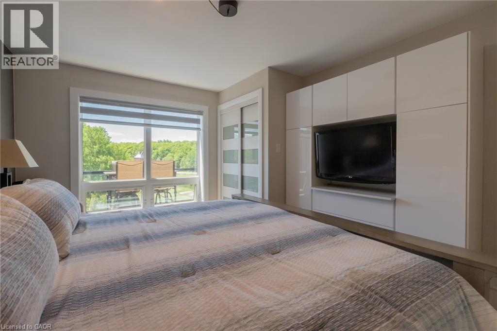 #305 1235 DEERHURST Drive - 27