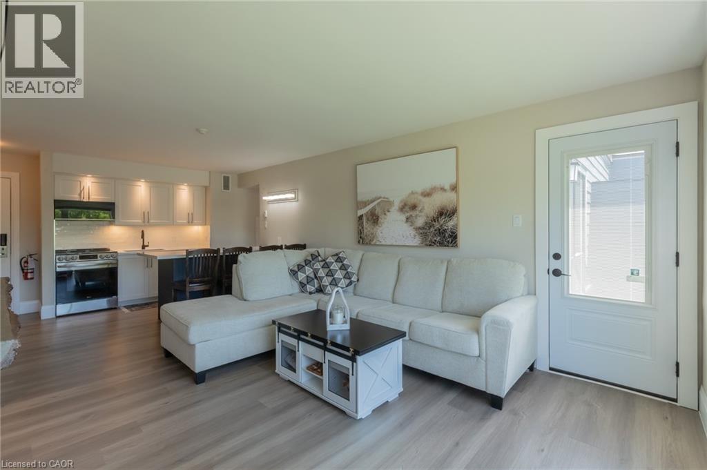 #305 1235 DEERHURST Drive - 20