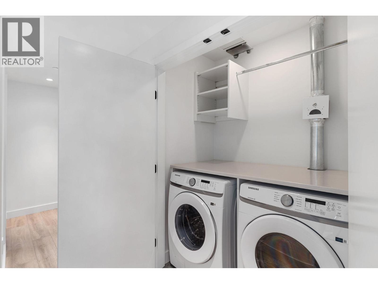 #317 3051 Abbott Street - 11