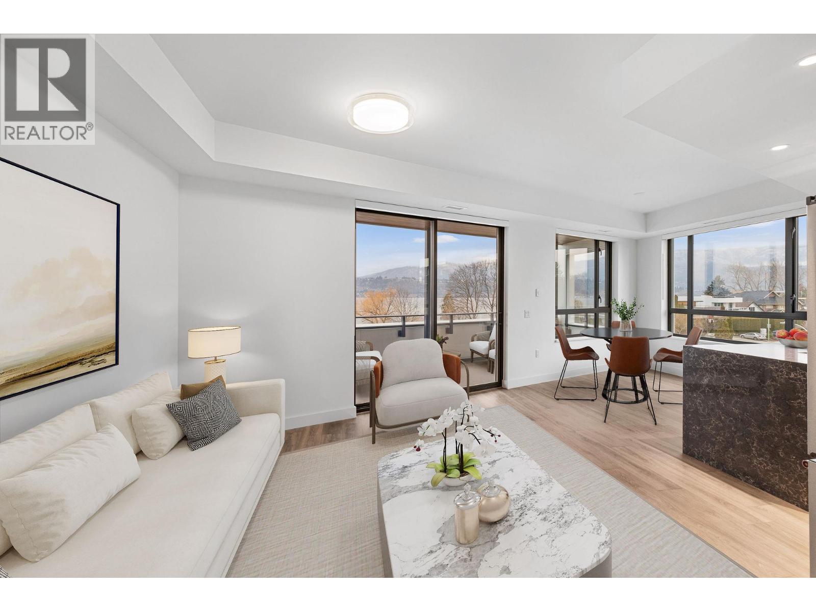 #317 3051 Abbott Street - 1