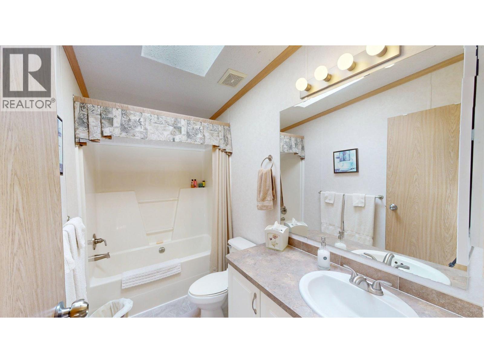#50 500 16th Avenue - 26