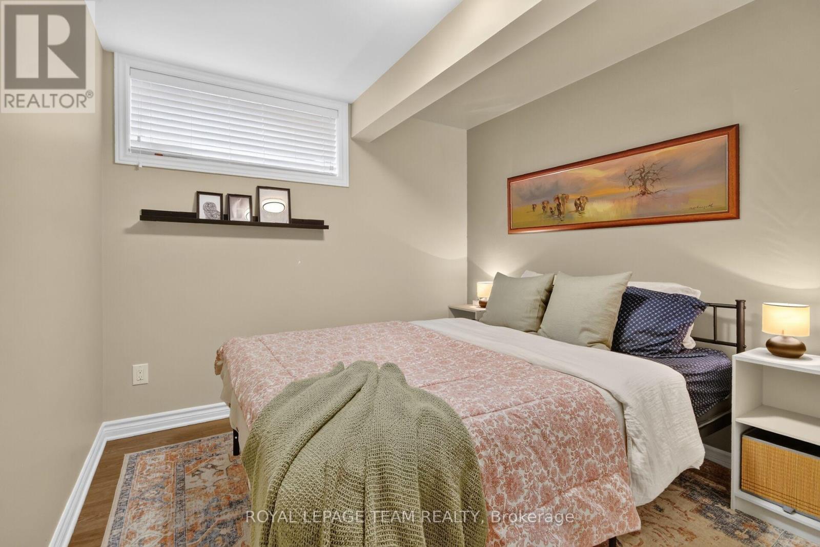 143 ST MALO PLACE - 25
