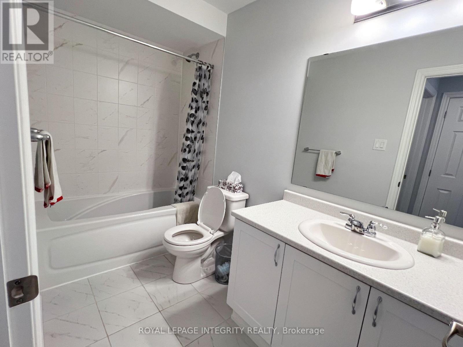 3 Bed, 3 Bath House for Rent in Ottawa – 49 BERMONDSAY WAY, Ottawa – MLS# X13453036 - Image 17