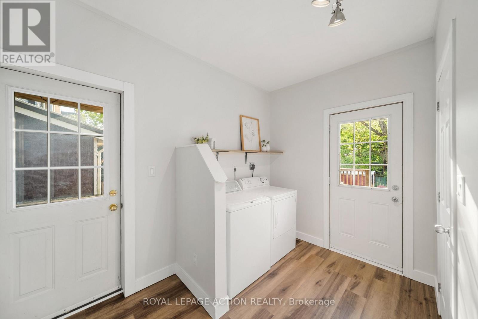 20 WELLS AVENUE - 17