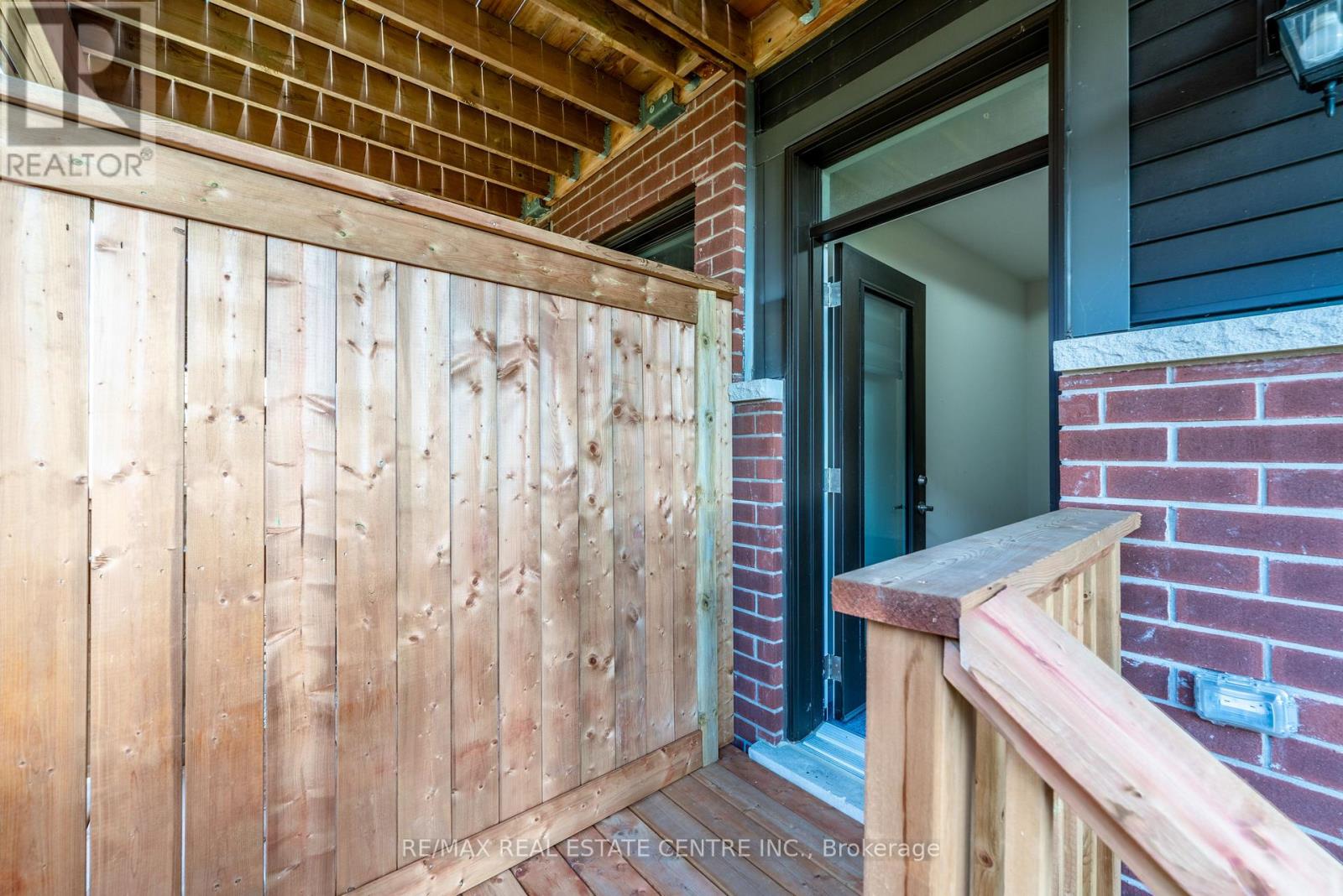 10 BIRMINGHAM DRIVE - 22