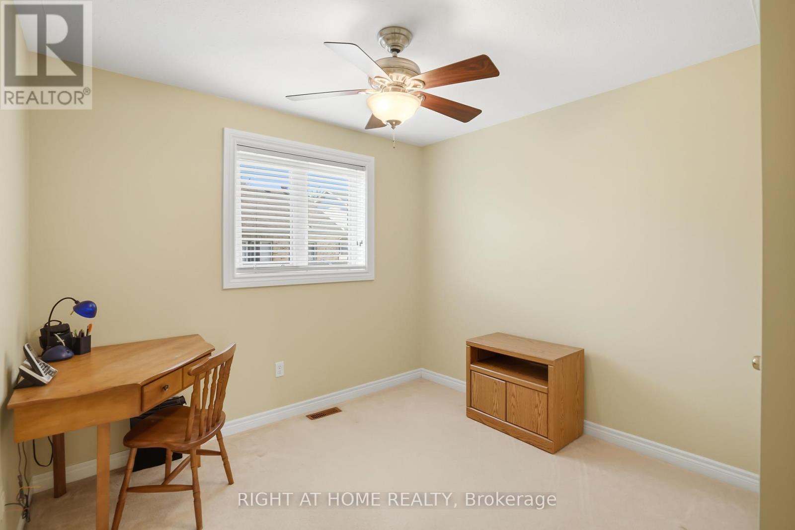 33 STEVENS DRIVE - 23