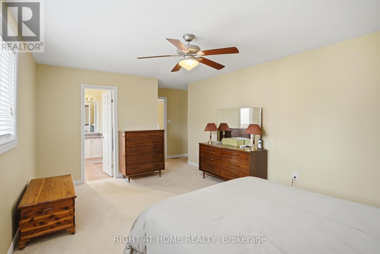 33 STEVENS DRIVE - 25