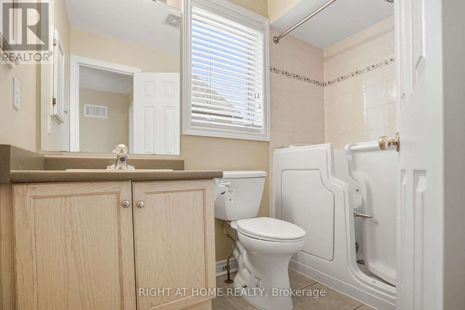33 STEVENS DRIVE - 28
