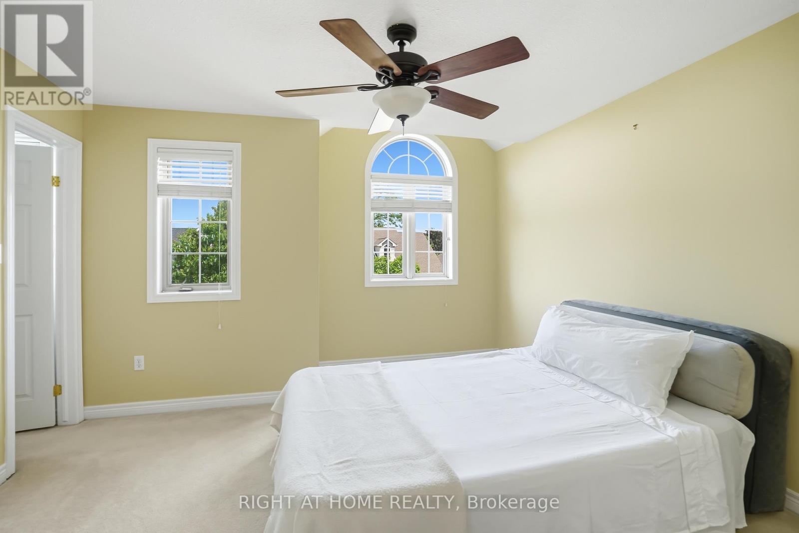 33 STEVENS DRIVE - 29