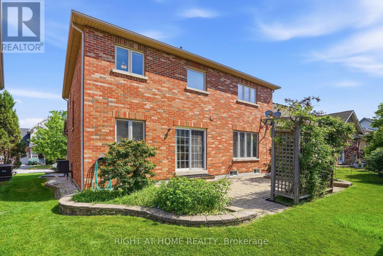 33 STEVENS DRIVE - 35