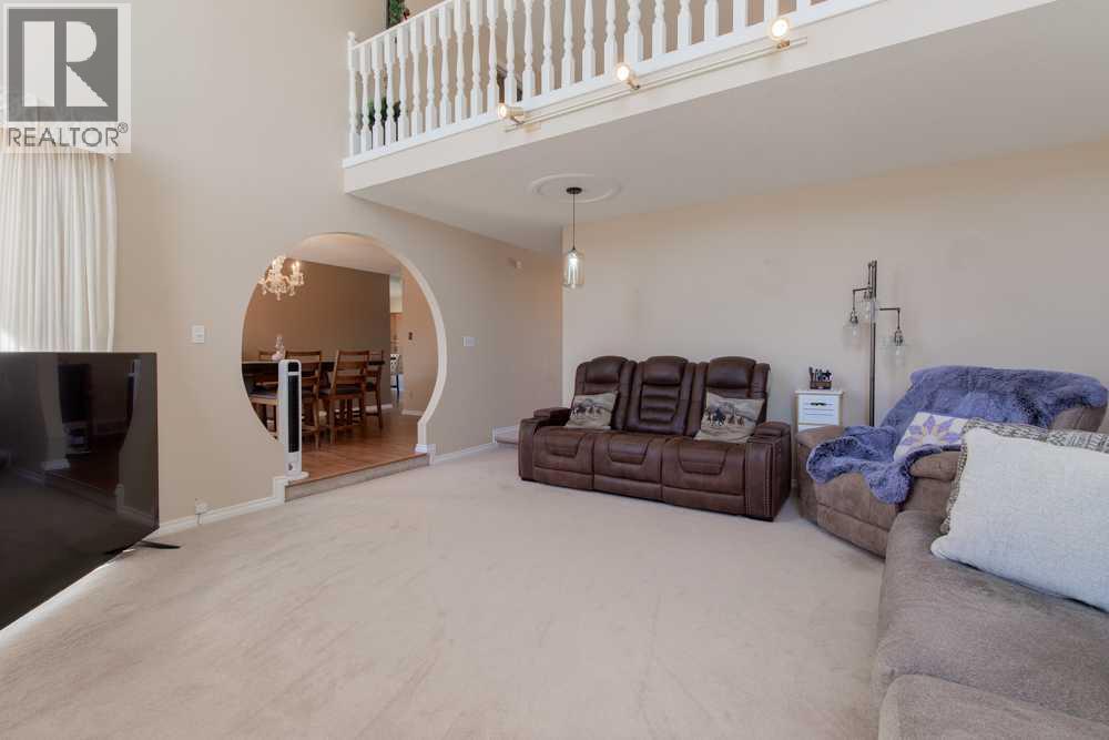 214 3 Street W - 17