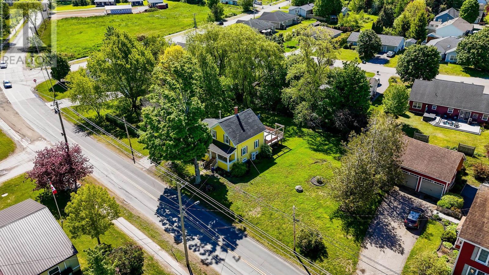 215 Main Street - 39