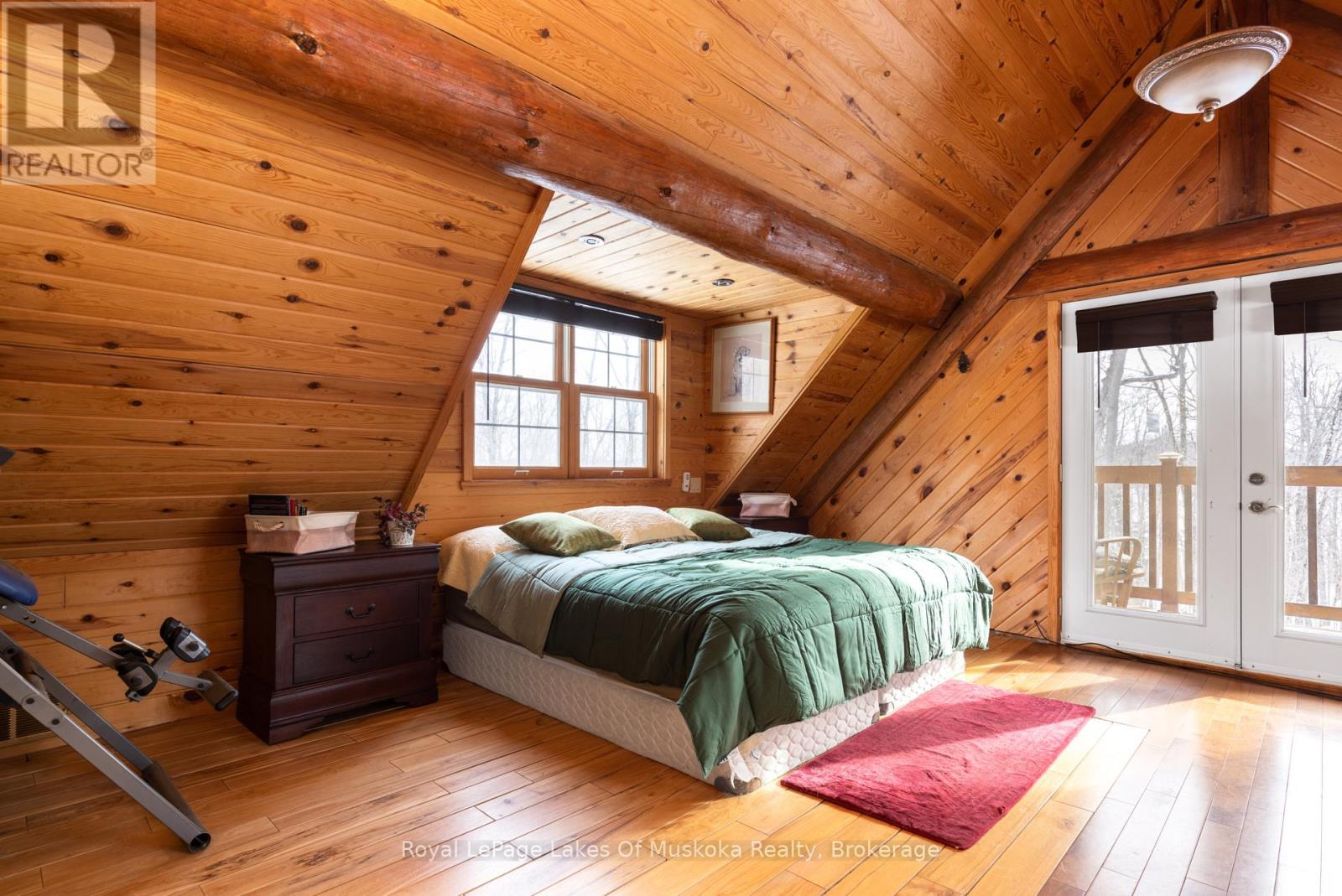 259 LAKESHORE ROAD - 21