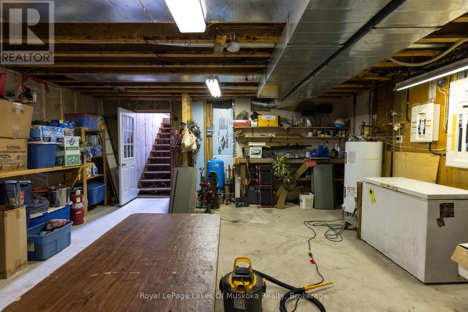 259 LAKESHORE ROAD - 25