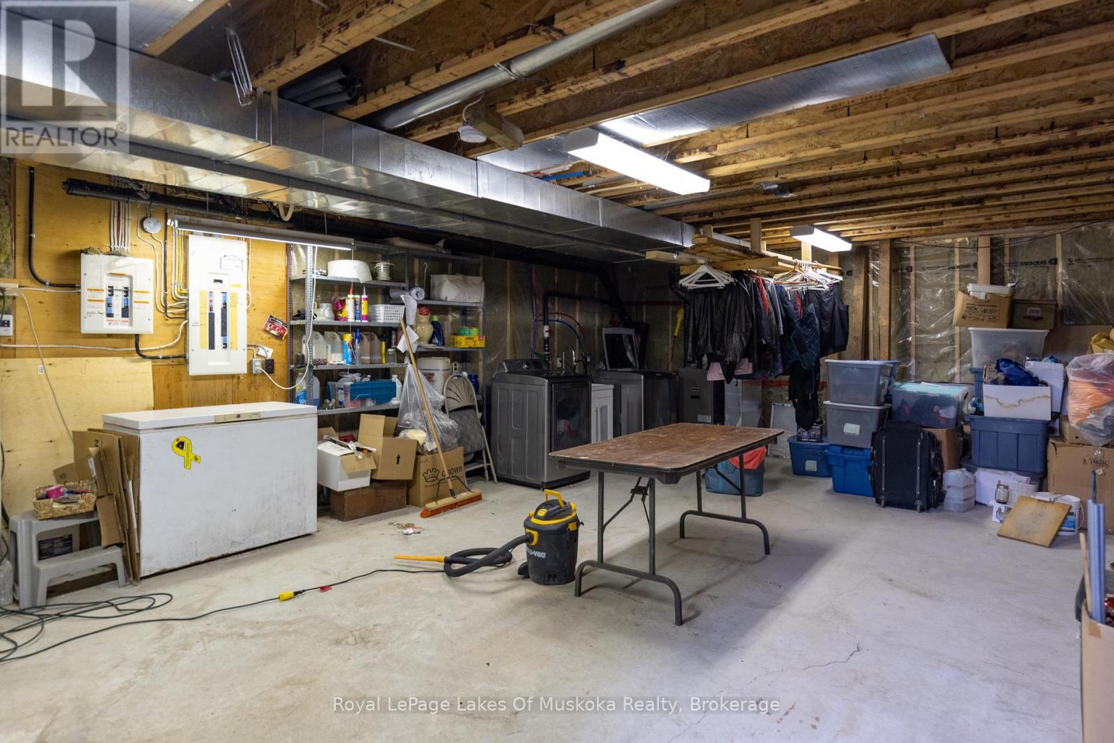 259 LAKESHORE ROAD - 26
