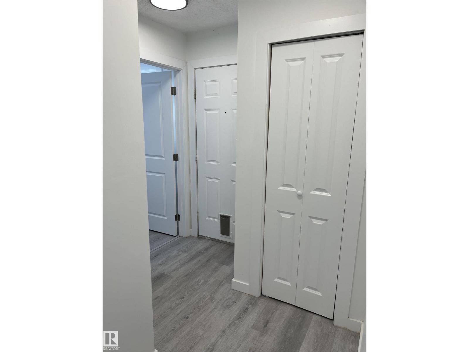 4315 42 ST — photo 20