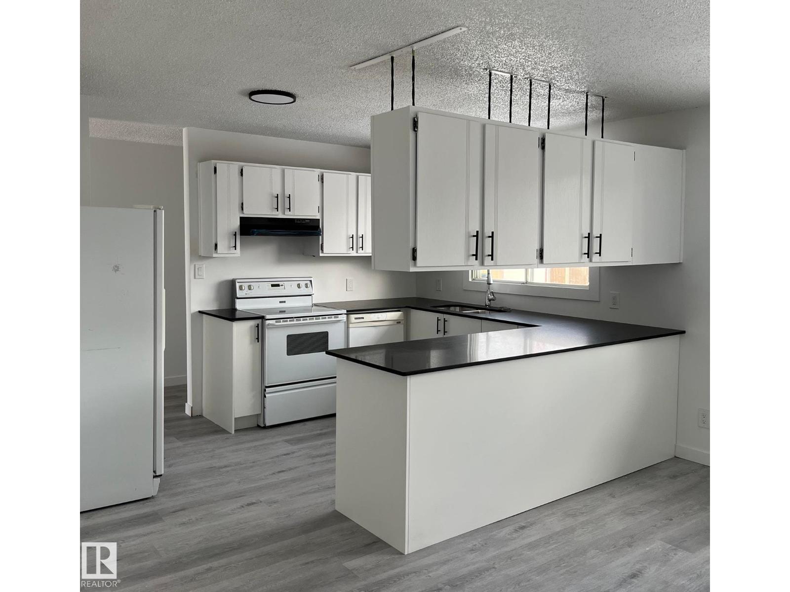 4315 42 ST - photo 4