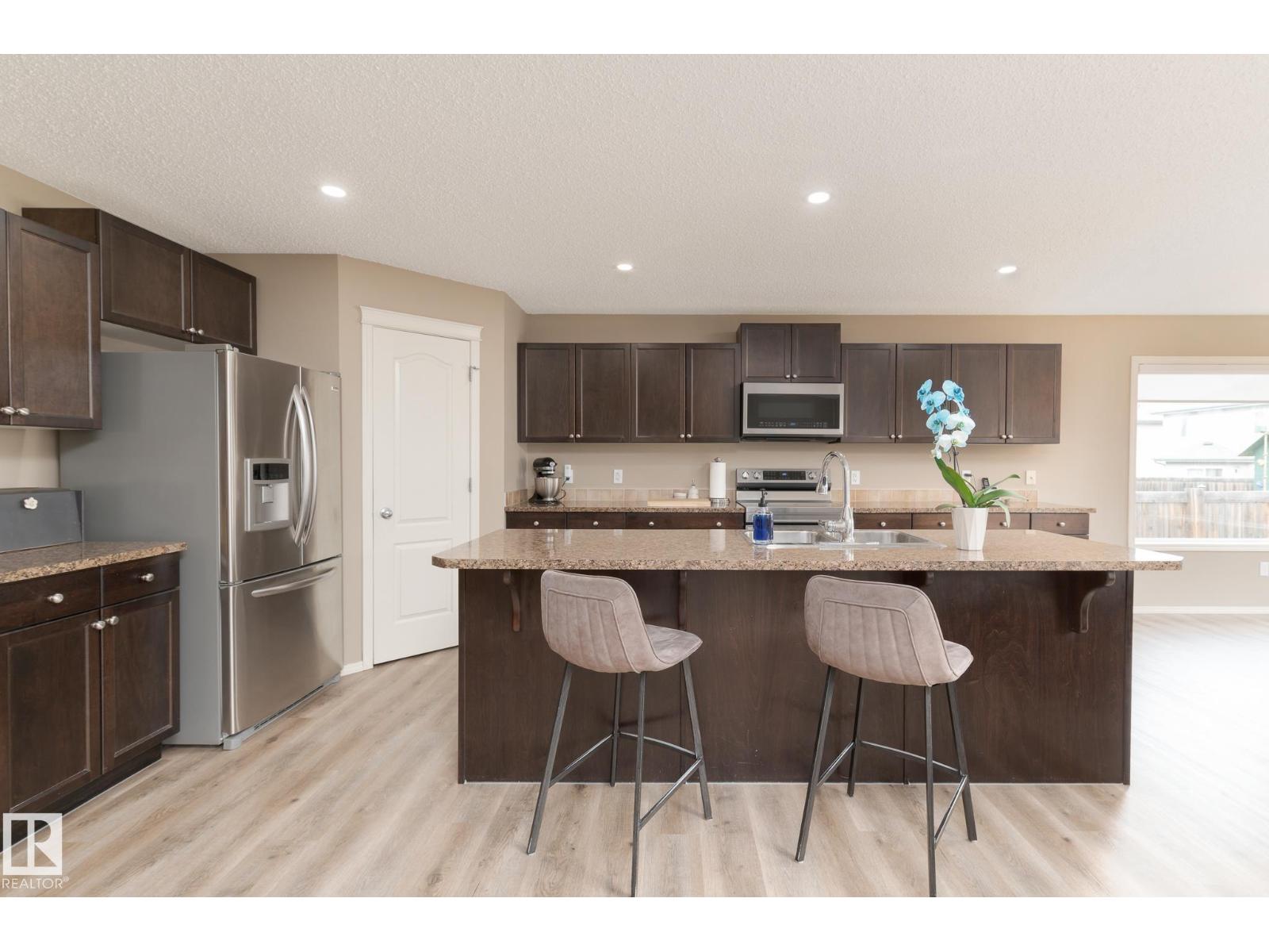 22 SPRING CV — photo 10
